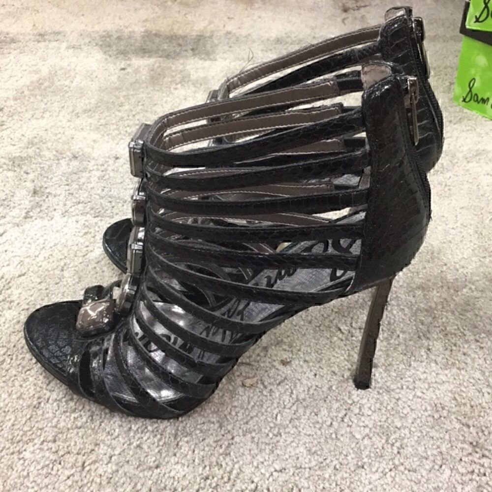7 SAM EDELMAN snakeskin caged ankle booties EUC